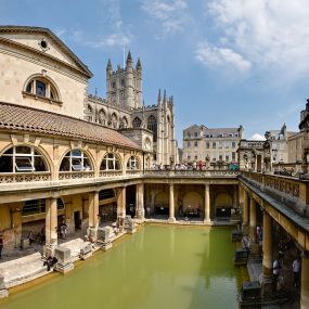 Bath gehört zu den schönsten Städten Englands, lassen Sie sich von dieser Stadt verzaubern