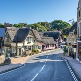 Bummeln Sie durch eines der hübschen Örtchen