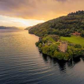 Urquhart Castle - eine der schönsten Burgen des Landes