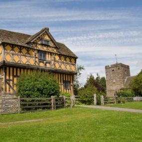 Stokesay Castle